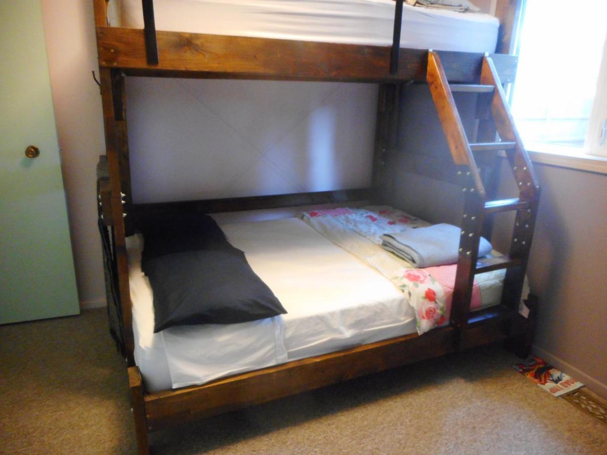 Nice Bunk Bed Whitehorse Kültér fotó