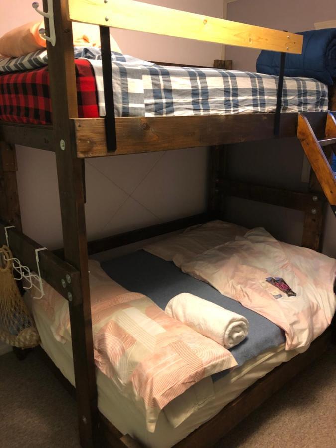 Nice Bunk Bed Whitehorse Kültér fotó